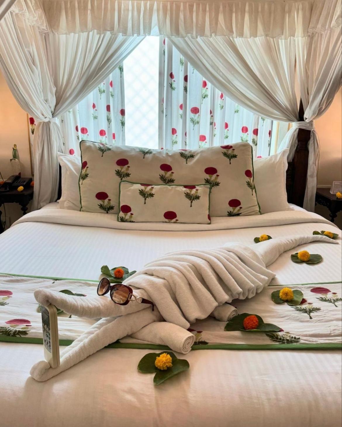 อุทัยโกฐี Hotel อุเดเปอร์ ภายนอก รูปภาพ