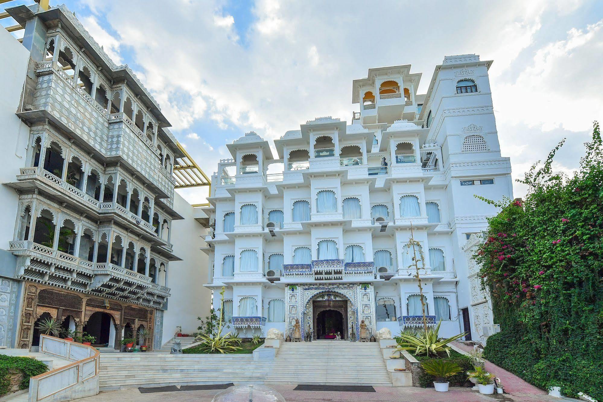 อุทัยโกฐี Hotel อุเดเปอร์ ภายนอก รูปภาพ